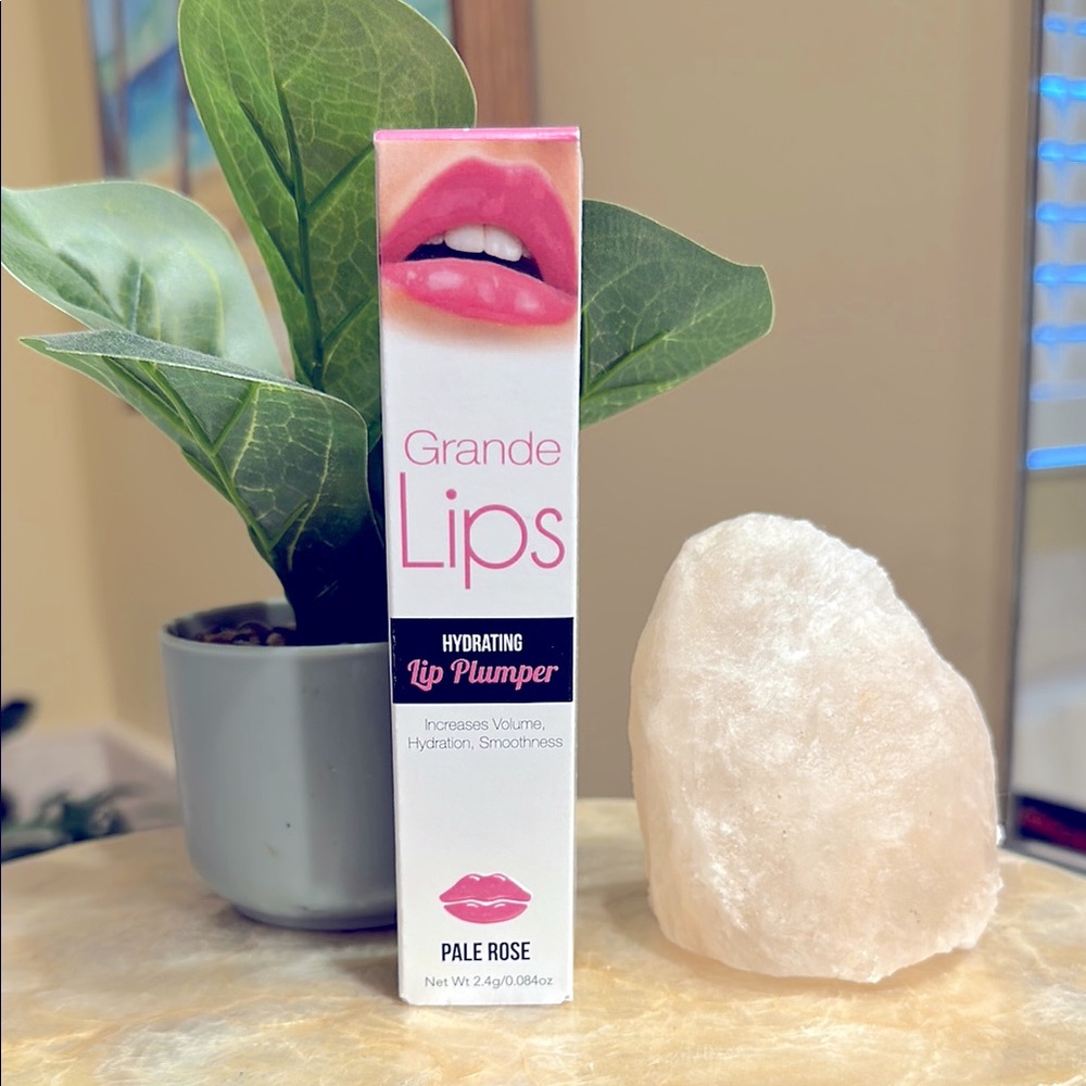 SALE👄Grande Lips Hydrating Lip Plumper - Pale Rose